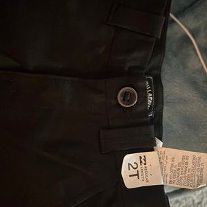 2T Boys billabong shorts. NWT